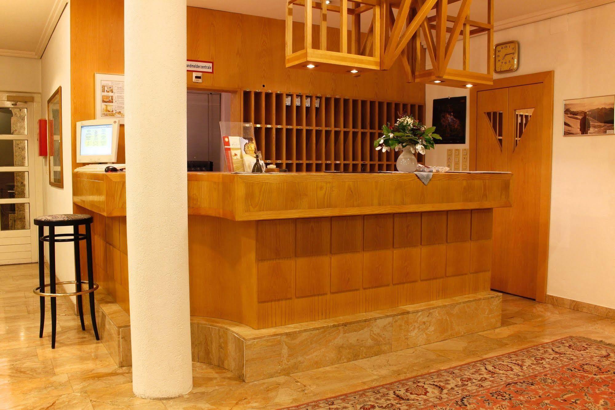 Austria Classic Hotel Heiligkreuz Hall in Tirol Eksteriør bilde